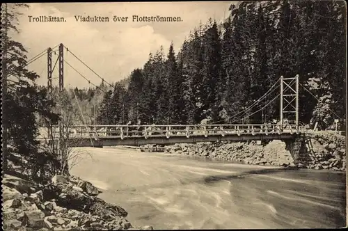 Ak Trollhättan Schweden, Viadukten över Flottströmmen