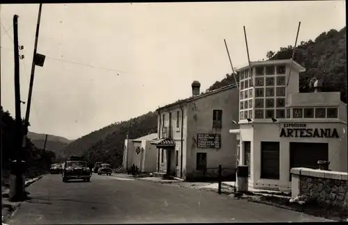 Ak Le Perthus Pyrénées Orientales, Frontera Franco Espanola, Exposicion Artesania