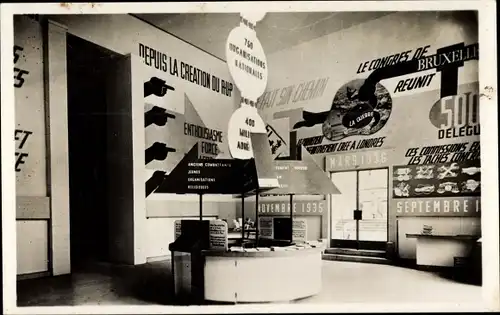 Ak Paris XVI. Arrondissement Passy, Place du Trocadero, The Peace Pavillon