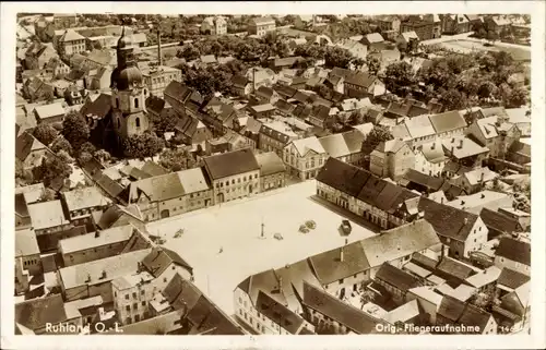 Ak Ruhland Oberlausitz, Fliegeraufnahme vom Ort