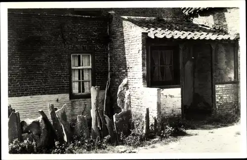 Ak Amsterdam Nordholland Niederlande, Een hek rondom het huis van walvisbenen