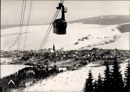 Ak Oberwiesenthal im Erzgebirge, Fichtelberg Schwebebahn, Winterpanorama