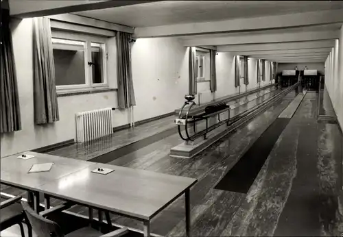 Ak Malchow in Mecklenburg, Ferienheim Hans Kahle, Kegelbahn