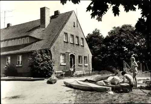Ak Mirow in Mecklenburg, Jugendherberge C/7 Franz Hollnagel am Mirower See