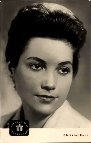Ak Christel Kern, Ansagerin des Deutschen Fernsehfunks, DDR Fernsehen