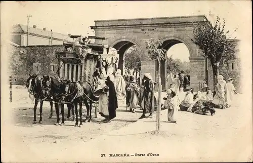 Ak Mascara Algerien, Porte d'Oran, Kutsche, Straßenszene