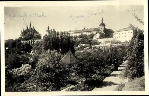 Ak Kutná Hora Kuttenberg Mittelböhmen, Kirche, Kloster