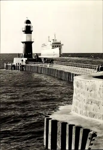 Ak Ostseebad Warnemünde Rostock, Mole, Fährschiff Warnemünde