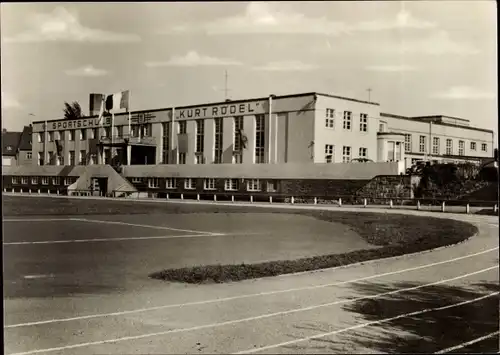 Ak Greiz im Vogtland, Sportschule Kurt Rödel, Sportplatz