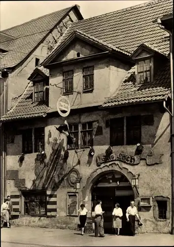 Ak Saalfeld an der Saale Thüringen, HO Gaststätte das Loch, Außenansicht von der Straße