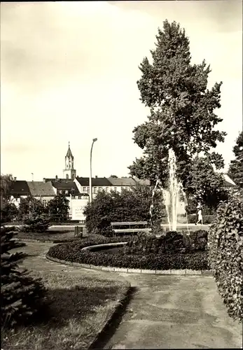 Ak Elsterberg im Vogtland, Parkanlage, Springbrunnen