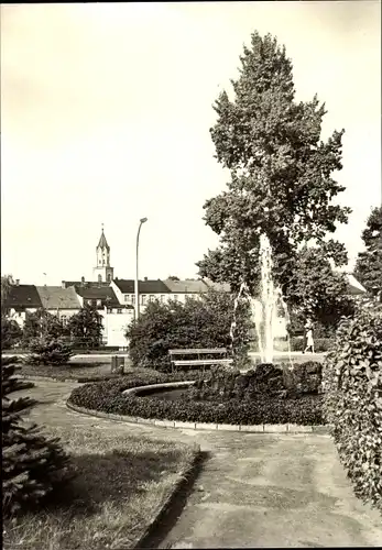 Ak Elsterberg im Vogtland, Parkanlage, Springbrunnen