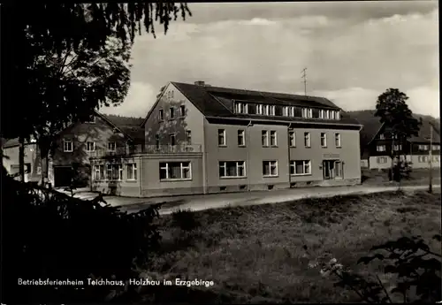 Ak Holzhau Rechenberg Bienenmühle Erzgebirge, Betriebsferienheim Teichhaus, Außenansicht