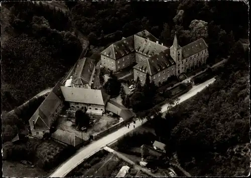 Ak Treis Karden an der Mosel, Oblatenkloster Maria Engelport, Fliegeraufnahme