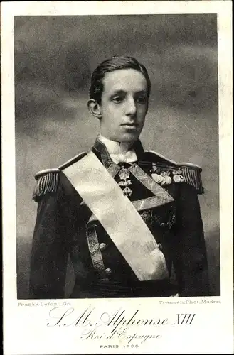 Ak Alfonso XIII, König Alfons XIII. von Spanien, Roi d'Espagne, Uniform, Schärpe, Paris 1905