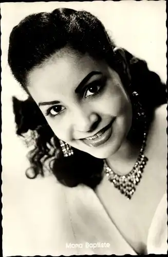 Ak Sängerin und Schauspielerin Mona Baptiste, Portrait