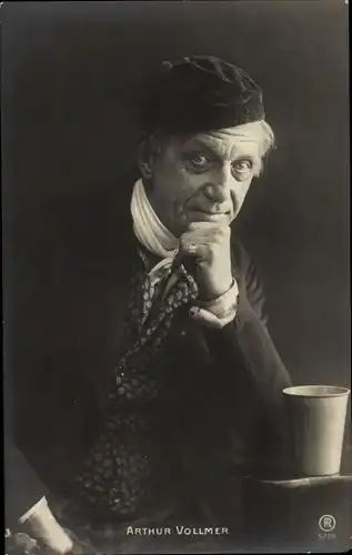 Ak Schauspieler Arthur Vollmer, Portrait
