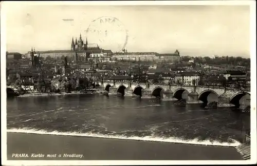 Ak Praha Prag Tschechien, Karluv most a Hradcany, Karlsbrücke, Hradschin