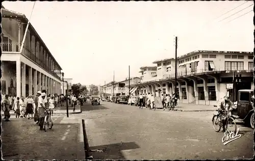Ak Abidjan Elfenbeinküste, La Rue du Général de Gaulle