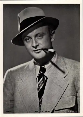 Foto Schauspieler Paul Hoffmann, Portrait, Hut, Zigarette