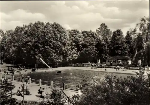 Ak Berggießhübel in Sachsen, Schwimmbad, Rutsche