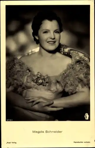 Ak Schauspielerin Magda Schneider, Portrait, Ross Verlag 9710 1
