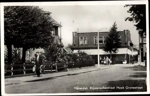 Ak Nijverdal Overijssel Niederlande, Rijssenschestraat Hoek Grotestraat