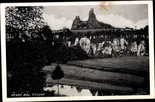Ak Rovensko pod Troskami Rowensko bei Turnau Region Reichenberg, Burg Trosky