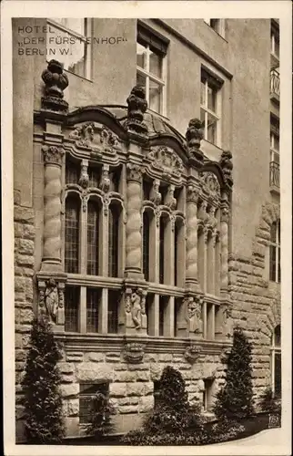 Ak Berlin Tiergarten, Hotel Der Fürstenhof am Potsdamer Platz, Teil der Hof Fassade