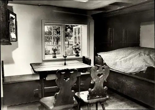 Ak Mueß Schwerin in Mecklenburg, Historisches Museum, Museumshof, Altenteilerstube