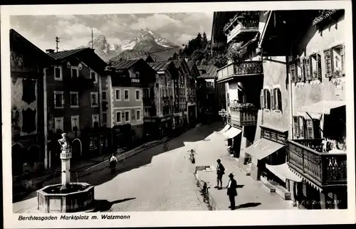 Ak Berchtesgaden in Oberbayern, Marktplatz mit Watzmann