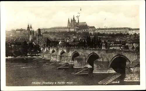 Ak Praha Prag Tschechien, Hradcany a Karluv most, Hradschin, Karlsbrücke