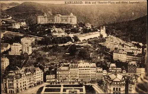 Ak Karlovy Vary Karlsbad Stadt, Blick auf Theaterplatz und Hotel Imperial