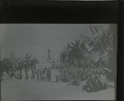 Glas Positiv Deutsch-Ost-Afrika um 1913, Ankunft einer Elfenbeinkarawane, Daressalam