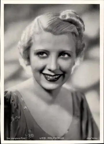 Foto Ak Schauspielerin Lizzi Holzschuh, Portrait
