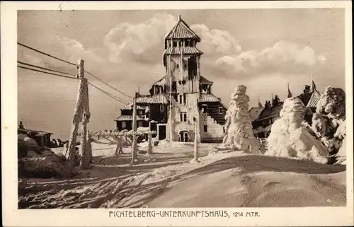 Ak Oberwiesenthal Erzgebirge, Fichtelberg Unterkunftshaus, Winter