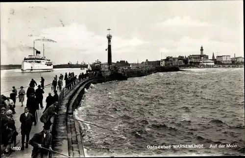 Ak Ostseebad Warnemünde Rostock, Mole, Fährschiff