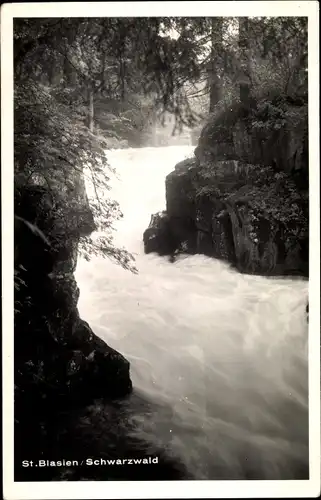 Ak Sankt Blasien im Schwarzwald, Bergfluss