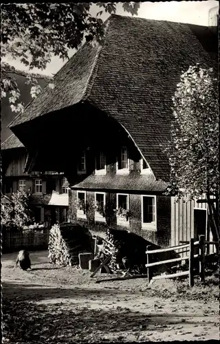 Ak Freiburg im Breisgau, Schwarzwälder Bauernhaus