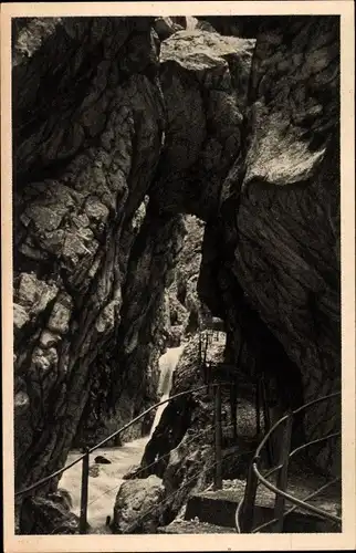 Ak Hammersbach Grainau, Höllentalklamm, Eingeklemmter Felsblock