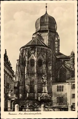 Ak Passau in Niederbayern, Am Residenzplatz