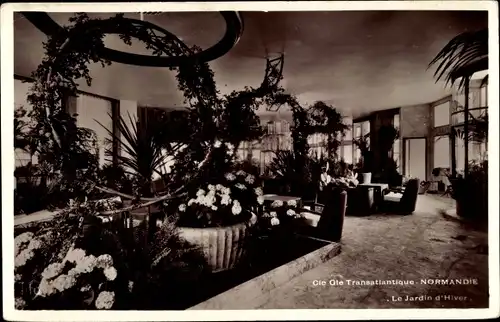 Ak Paquebot Normandie, CGT, French Line, Jardin d'Hiver, Innenansicht, Wintergarten