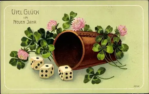 Präge Ak Glückwunsch Geburtstag, Würfelbecher, Kleeblätter