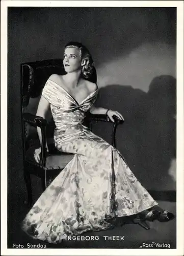 Foto Schauspielerin Ingeborg Theek, Sitzportrait