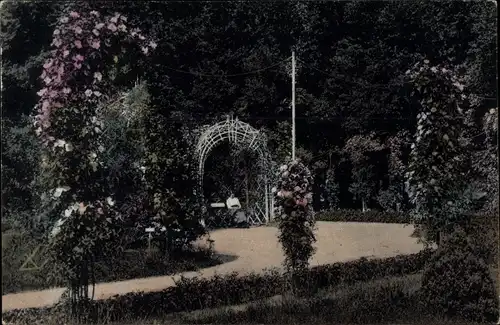 Ak Worms am Rhein, Rosengarten im Stadtpark