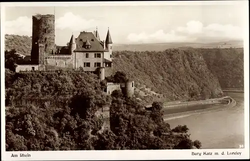Ak Sankt Goarshausen am Rhein, Burg Katz mit der Loreley