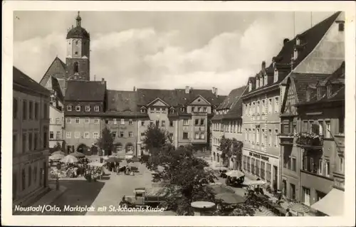 Ak Neustadt an der Orla, Marktplatz mit St. Johannis Kirche