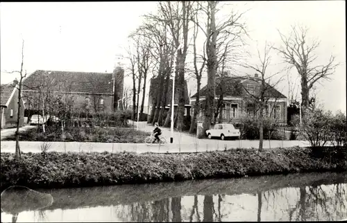 Ak Oude Pekela Groningen Niederlande, Ned. Herv. Kerk en Pastorie