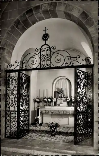 Ak Hachenburg im Westerwald, Cisterzienser Abtei Marienstatt, Altar, Tor aus Eisen