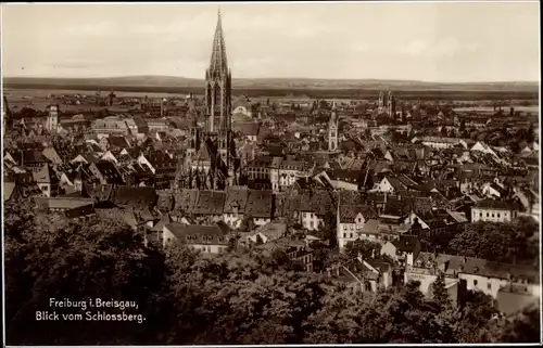 Ak Freiburg im Breisgau, Blick vom Schlossberg
